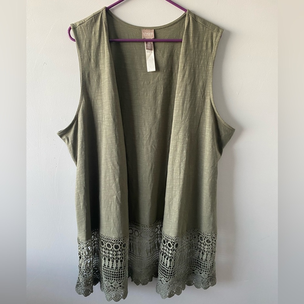Chicos Sleeveless Sweater in Olive Green Size 3